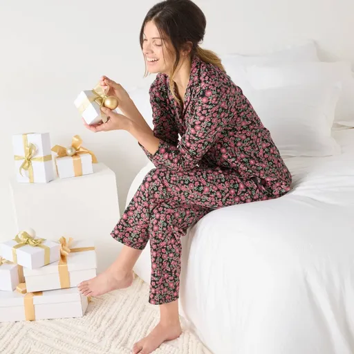 Pijamale cu imprimeu floral