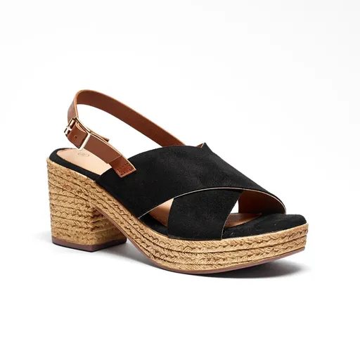 Sandale cu barete încrucișate