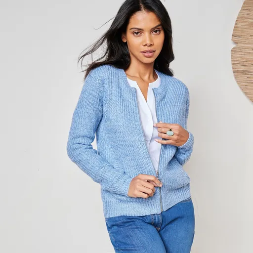 Pulover cu fermoar, model simplu