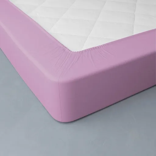 Cearșaf cu elastic într-o singură culoare, adâncime colț 26 cm