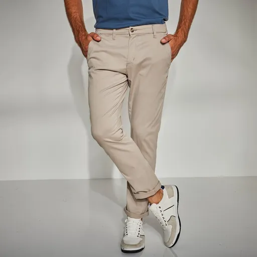 Pantaloni chino din twill elastic, croială clasică
