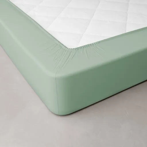 Cearșaf cu elastic, culoare uni, percal, adâncime colț 40 cm