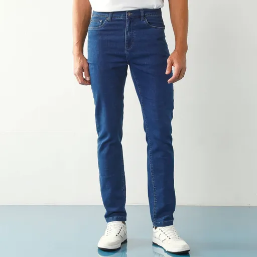 Blugi drepți cu 5 buzunare, din denim elastic, dacă aveți între 170 și 178 cm înălțime, lungime interioară picior 77 cm