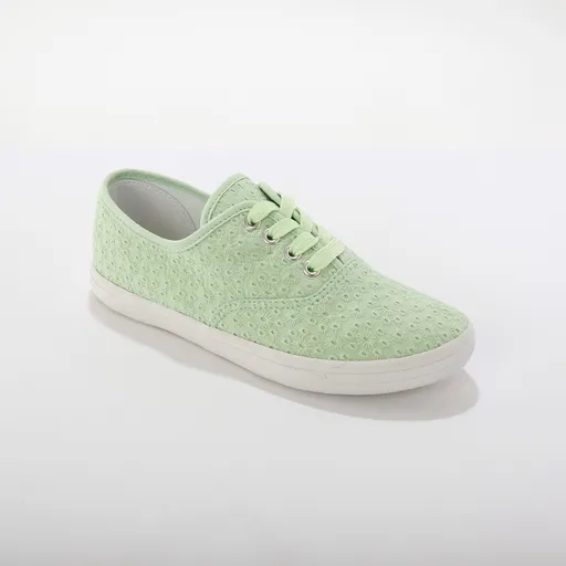 Adidași din pânză cu broderie