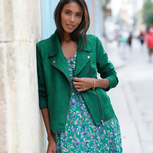 Jachetă cu fermoar, fabricată din imitație de piele de căprioară