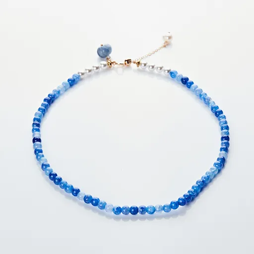 Colier de jad cu carabină