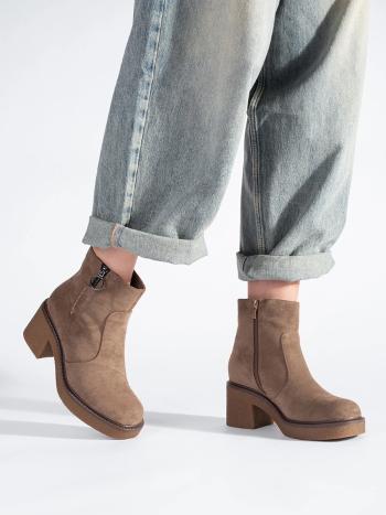 Botine exclusiviste bej pentru femei cu toc lat