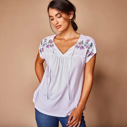 Tricou cu broderie și mâneci scurte