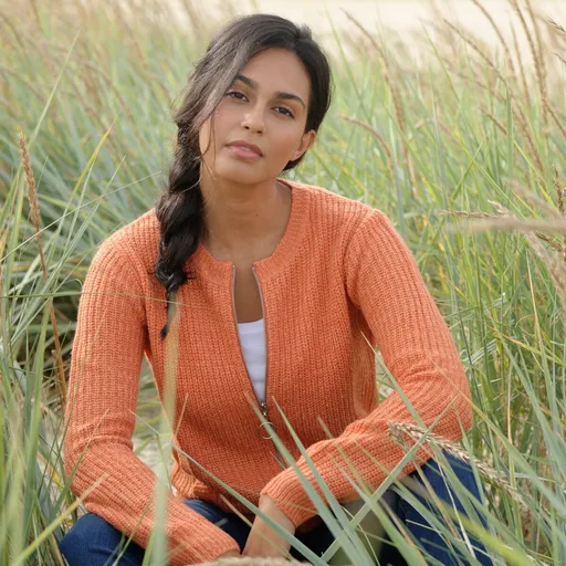 Pulover cu fermoar, model simplu