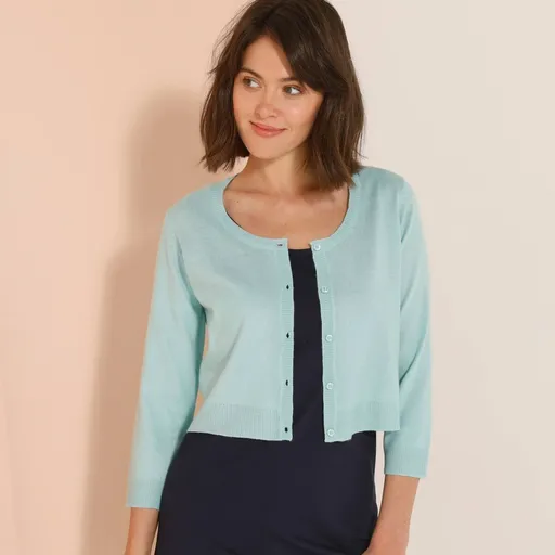 Bolero tricotat cu nasturi, cu mâneci 3/4