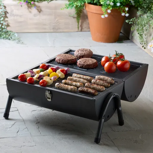 Grătar portabil pe cărbuni