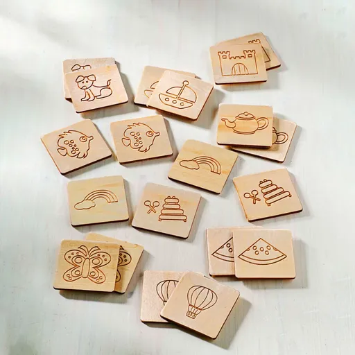 Joc de memorie din lemn