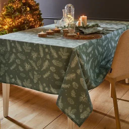 Față de masă imprimată cu conuri de pin și crengi