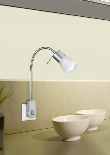 Lampa de perete Levisto, TRIO, 7.4x40 cm, 4.9W, 1x E14, metal, nichel mat/alb