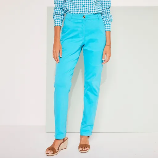 Pantaloni chino întinși