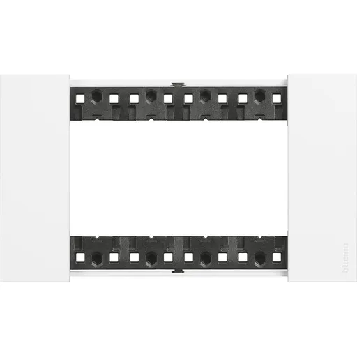 Rama ornament 4 module Bticino Living Now KA4804KW, alb