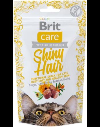 BRIT Care Cat Snack Shiny Hair recompense pentru pisici, sustine sanatatea pielii si blanii 50 g