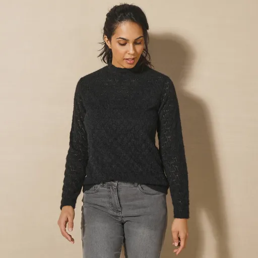 Tricou ajurat stretch cu guler ridicat