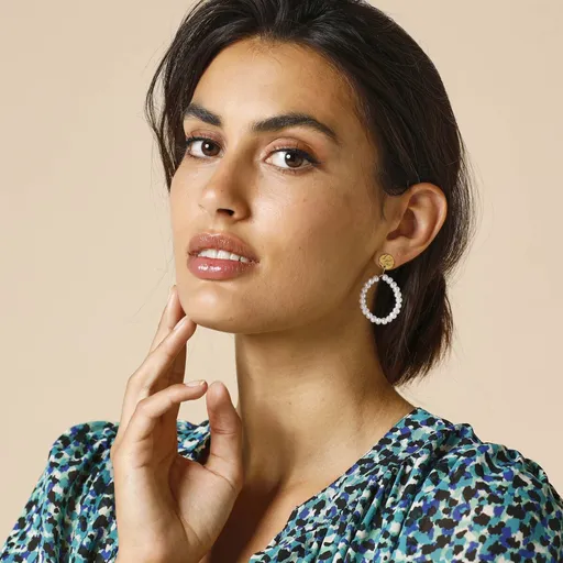 Cercei agățători cu mărgele