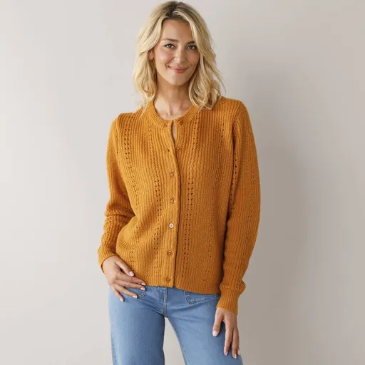 Pulover elastic cu model, moale la atingere