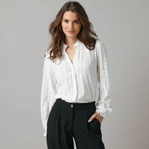 Bluză tip cămașă din dantelă