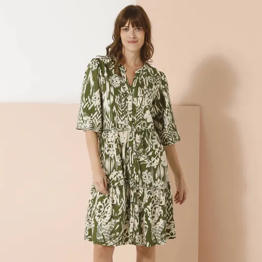 Rochie evazată cu volane și imprimeu etno