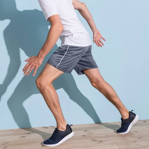 Pantaloni scurți sport din microfibră