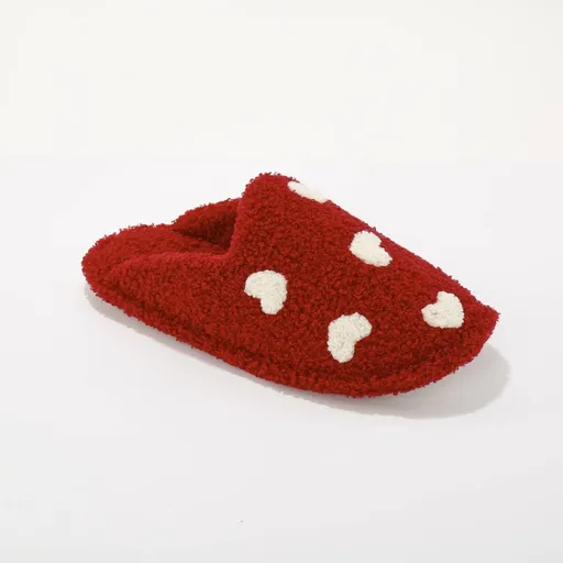 Papuci de casă cu imprimare de inimă