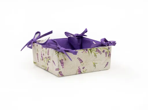 Coș de patiserie cu lavandă