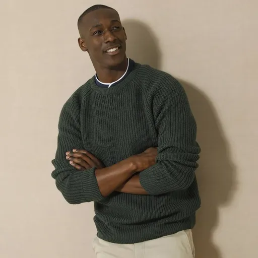 Pulover cu guler rotund, tricotat fin cu 30% lână