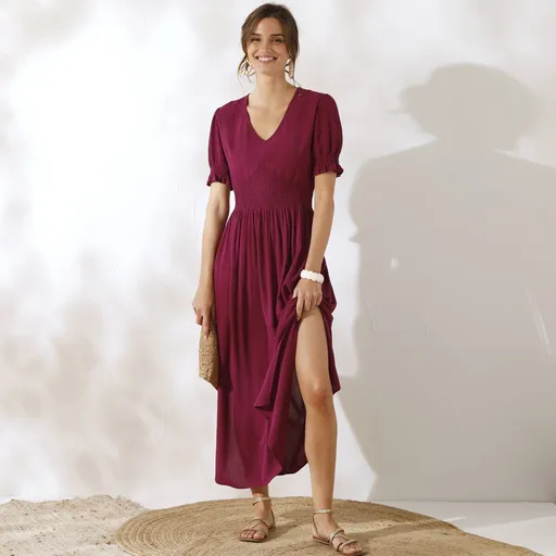 Rochie monocromă lungă cu decolteu în V