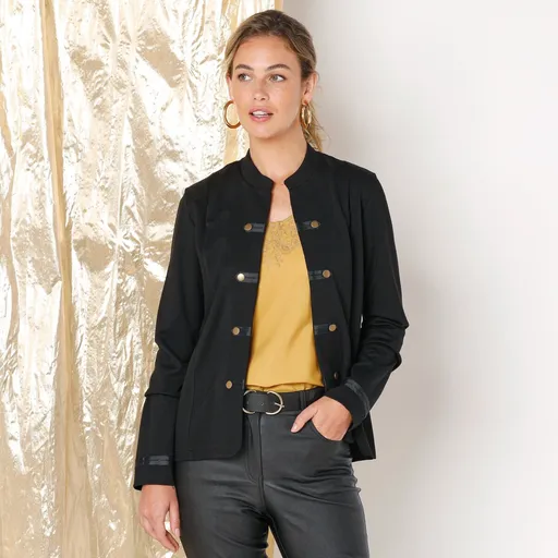 Jachetă în stil militar din tricot aerisit