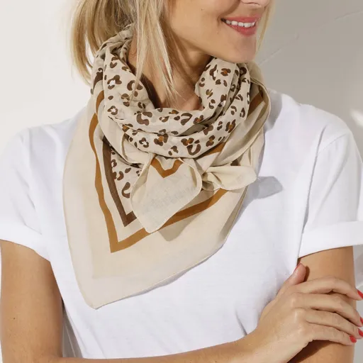 Eșarfă cu imprimeu leopard