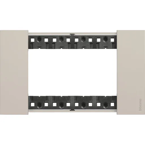 Rama ornament 4 module Bticino Living Now KA4804KM, nisip