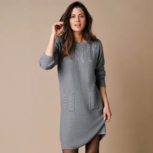 Rochie pulover, model împletitură