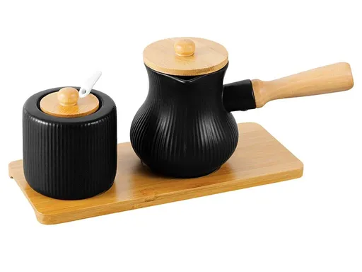 Zaharniță și ulcică pentru lapte