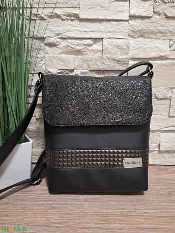 Crossbody táska