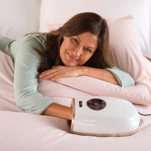 Aparat de masaj pentru mâini