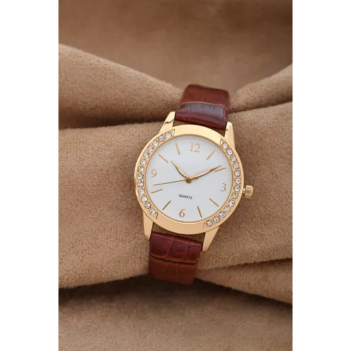 Ceas de damă cu pietre strălucitoare