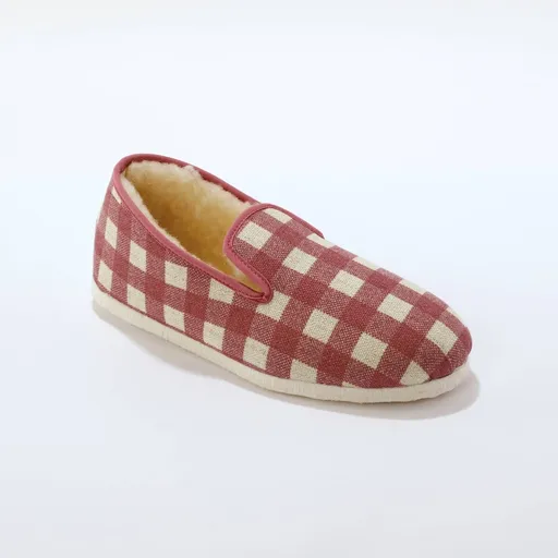 Papuci de lână în carouri