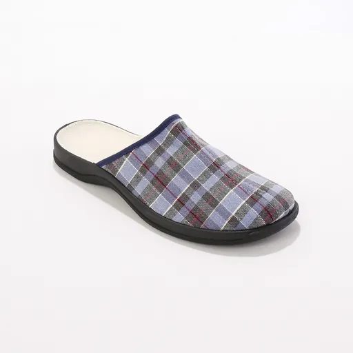 Papuci de casă pentru picioare late