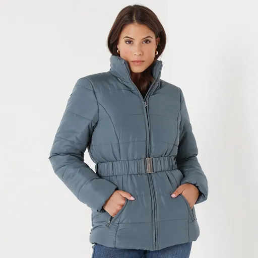 Jachetă matlasată scurtă impermeabilă cu curea și fermoar