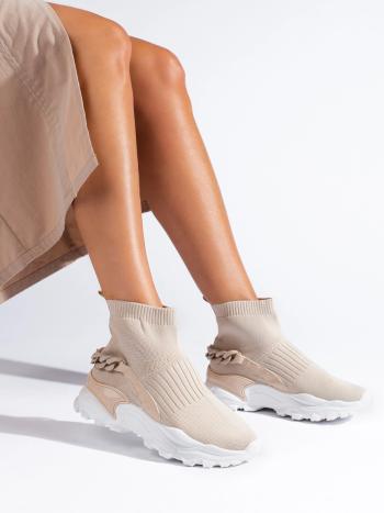 Frumoși adidași bej pentru femei fără toc