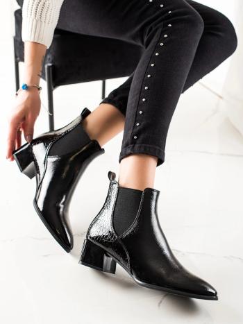 Botine negre unice pentru femei pe un toc lat