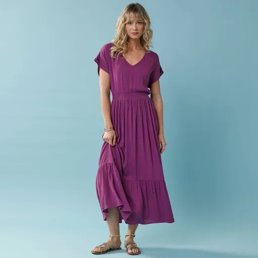 Rochie cu tiv cu volane, pentru o siluetă minionă