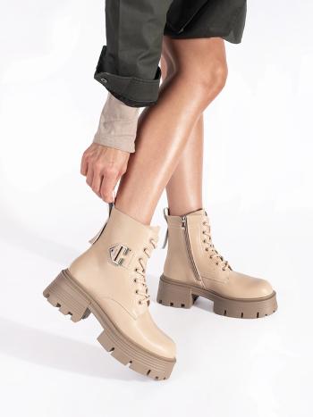 Botine la modă pentru femei bej pe platformă