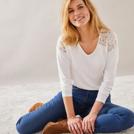 Tricou cu decolteu în V și mâneci lungi