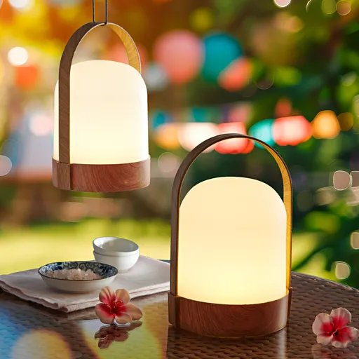 Lanterna LED cu mâner