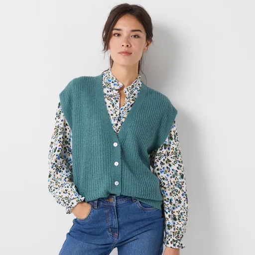 Vestă cu nasturi și model simplu