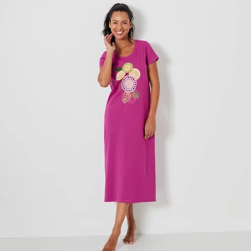 Cămașă de noapte lungă cu motiv rozetă și mâneci scurte